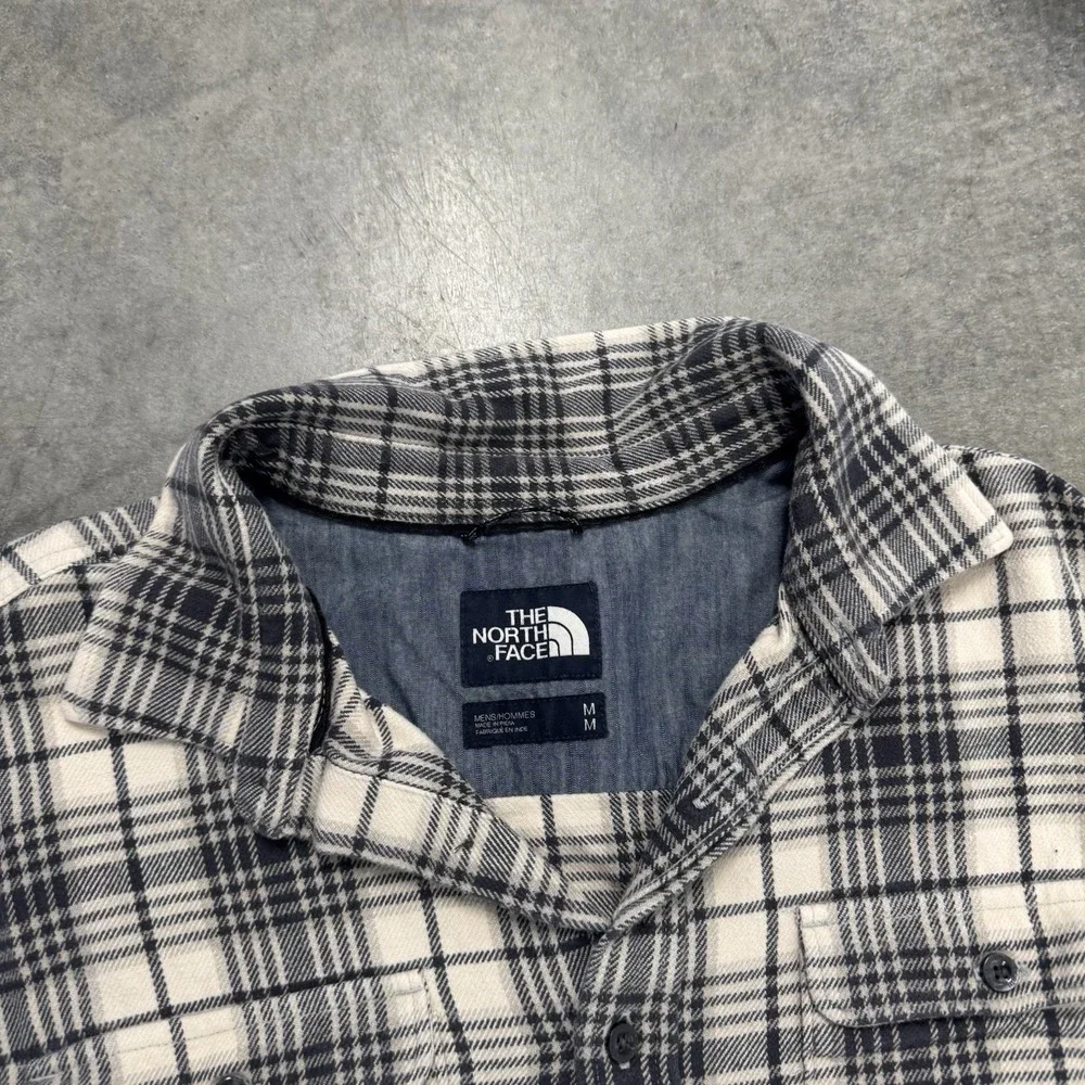 EUC The North Face Black White Gray Plaid Flannel Button Front Casual Shirt Sz L